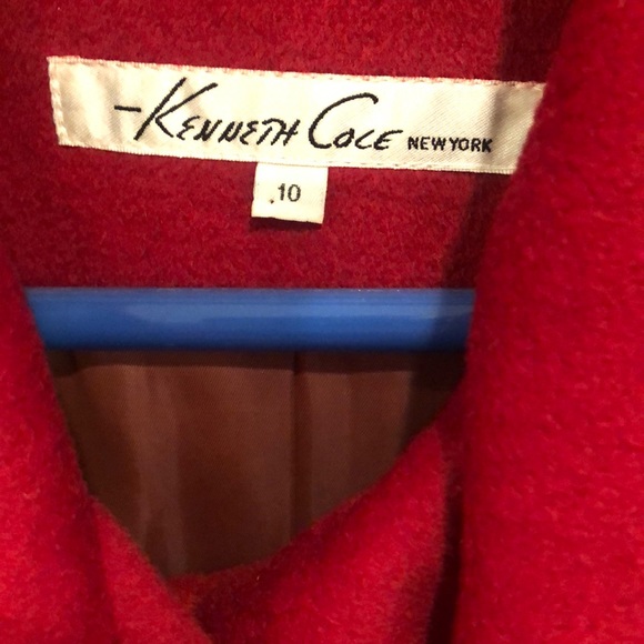 Kenneth Cole Red Wool coat with Belt - Picture 2 of 7
